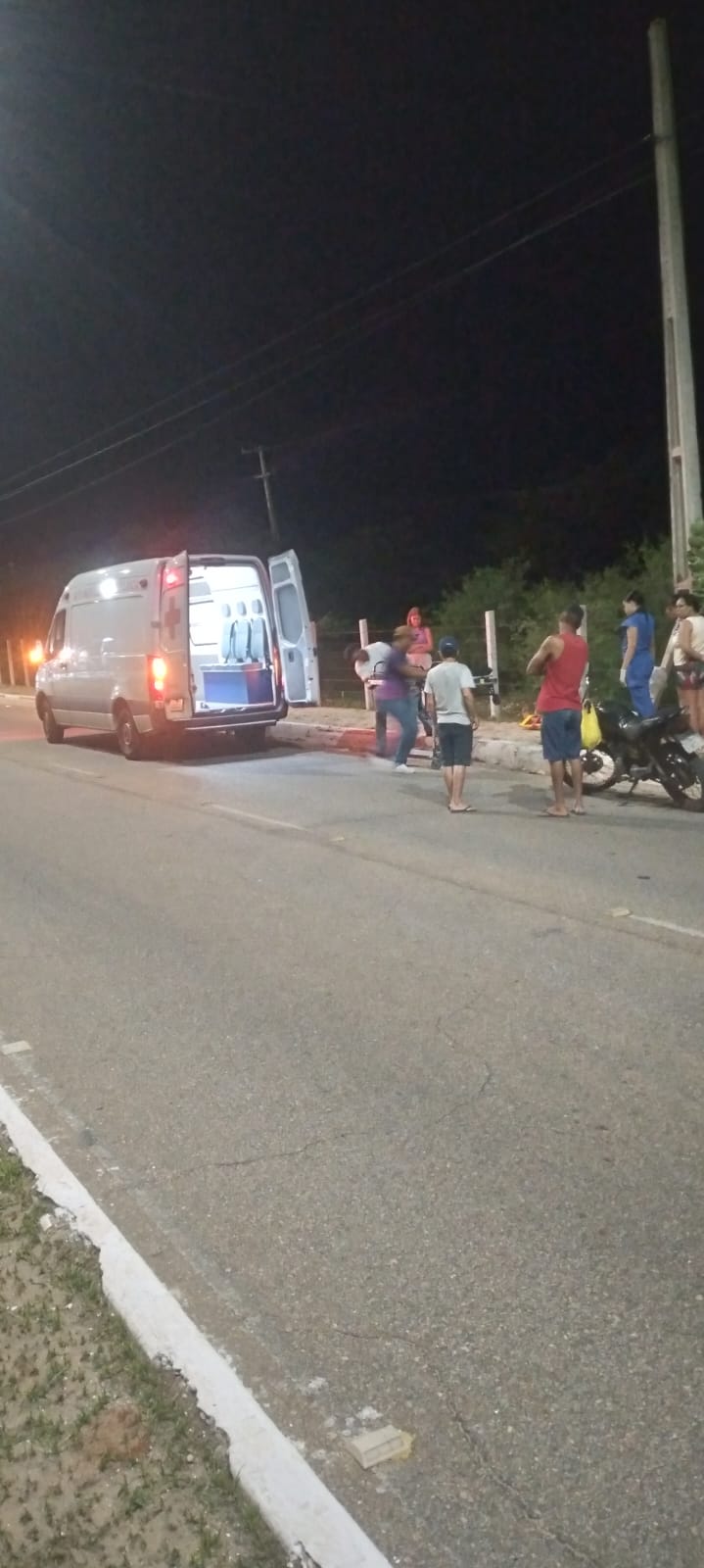 Mais um acidente de moto registrado hoje, esse aconteceu a poucos minutos próximo clínica do Vila Maria.