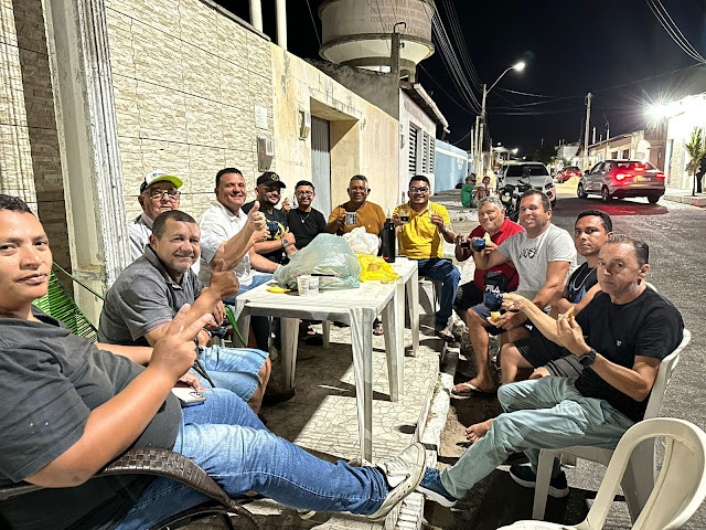 Hélio de Mundinho: entre entregas e conversas de calçada; a marca de um jeito simples de governar para o povo