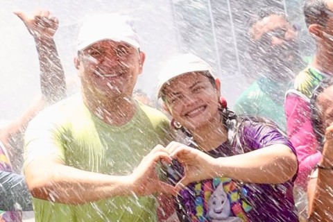 Prefeito Hélio, Celebra um Carnaval Inesquecível e Homenageia Servidores em Grande Festa