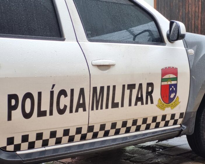 MULHER É PRESA SUSPEITA DE TRÁFICO DE DROGAS EM CEARÁ-MIRIM